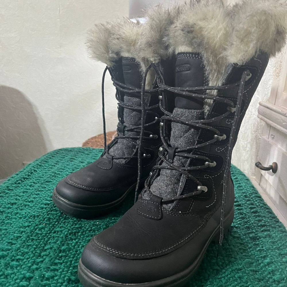Helly Hansen Snow Boots